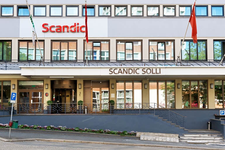Hotellfasad entré Scandic Solli Oslo