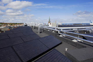 Tak med solceller hotell Scandic Aarhus City Århus
