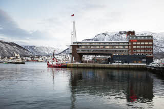 Fasad vinter Scandic Ishavshotel Tromsö