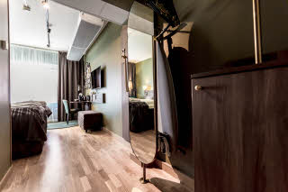 Hall in Room Standard Twin