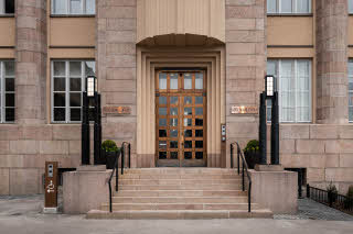 entrance at scandic grand central helsinki
