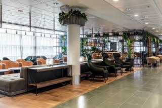 lobby at scandic simonkentta in helsinki