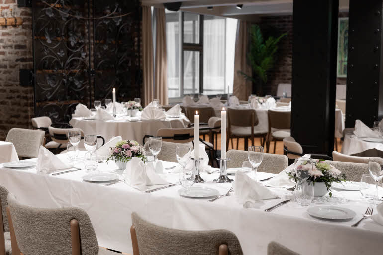 restaurant hugleik at scandic sunnfjord in forde norway