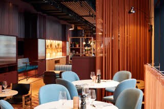 Restaurang runda bord Scandic München Macherei